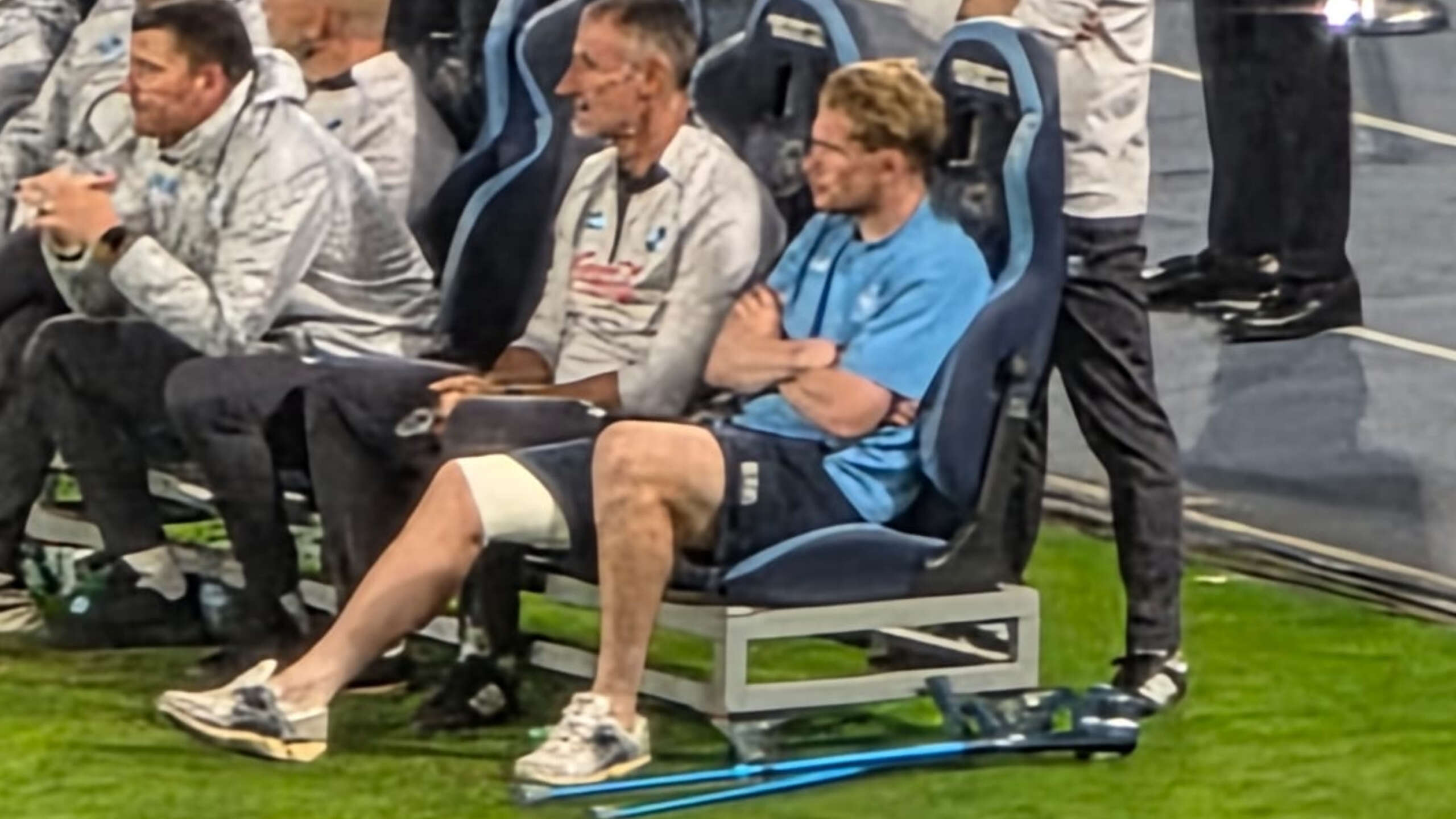 De Bruyne operato ad Anversa: intervento riuscito, inizierà la riabilitazione in Belgio De Bruyne operato ad Anversa: intervento riuscito, inizierà la riabilitazione in Belgio