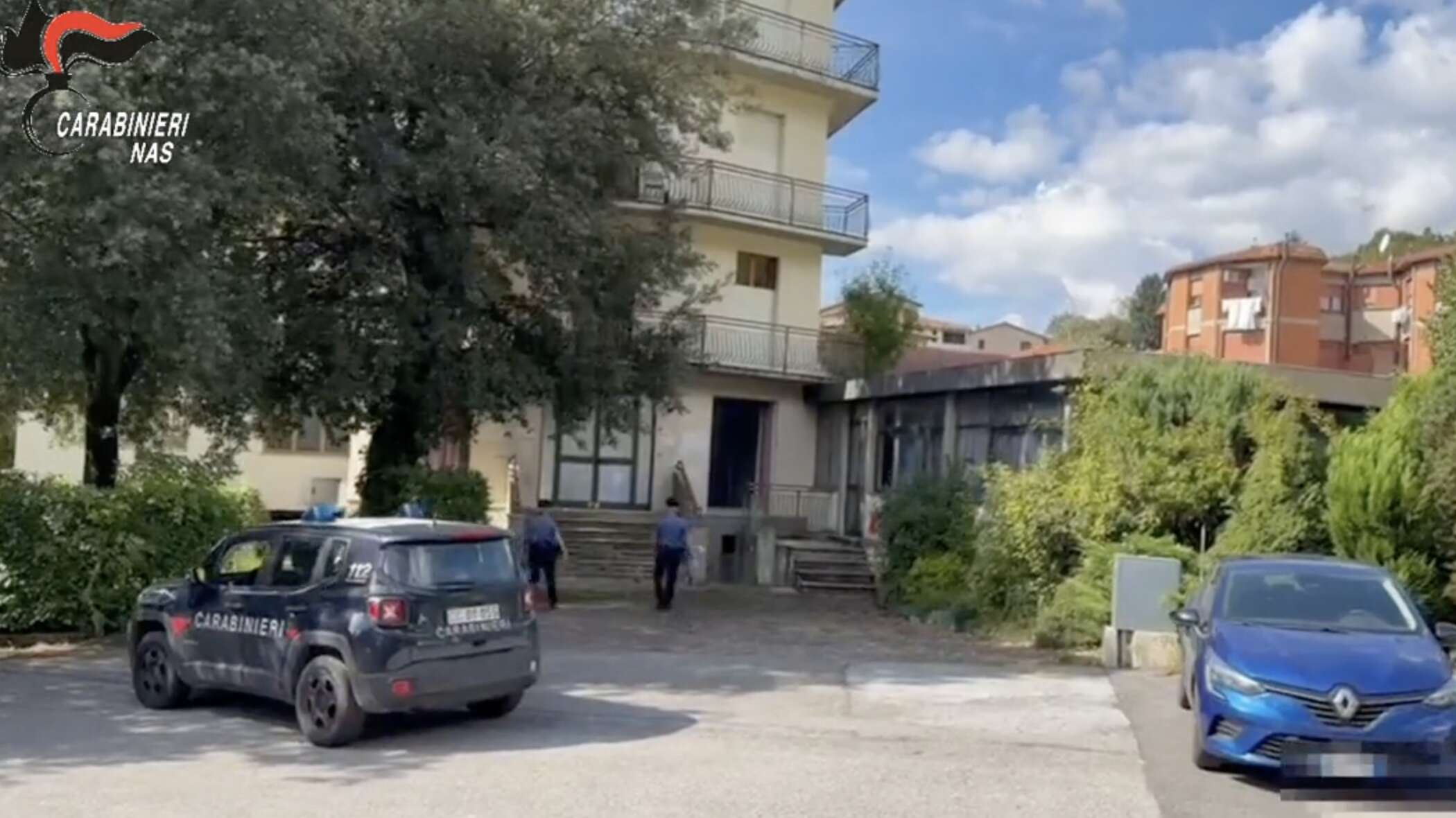 migranti senza cibo e servizi la desy sotto accusa anche in irpinia