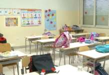 Si ritorna in classe, ma a Montefredane cancelli chiusi per più tempo