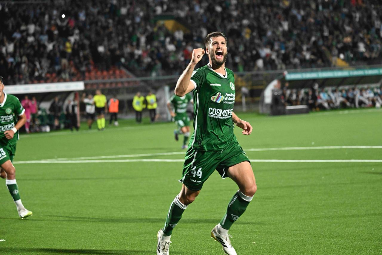 Avellino, le pagelle: Daffara sicuro, Simic decisivo Avellino, le pagelle: Daffara sicuro, Simic decisivo