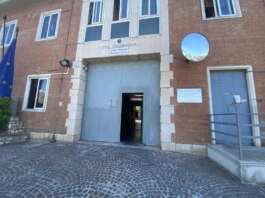 Droga dall’interno della cella: inflitte pene per quasi 42 anni