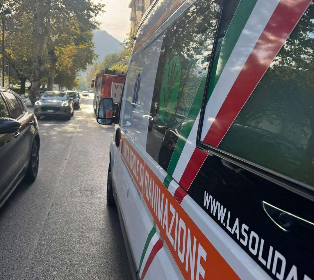 Bloccato in ascensore a Baronissi, 77enne liberato dai volontari de ‘La Solidarietà’ di Fisciano