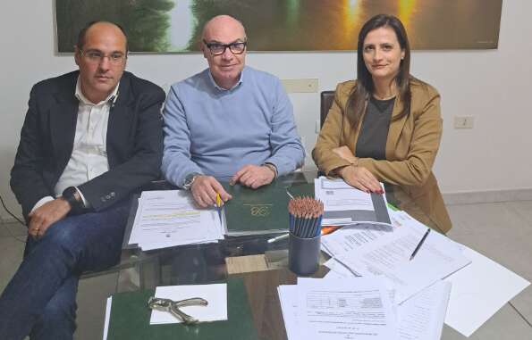 Impianto stoccaggio rifiuti non pericolosi in via Ragozzino, la minoranza: “Il terreno è zona agricola ordinaria” Impianto stoccaggio rifiuti non pericolosi in via Ragozzino, la minoranza: “Il terreno è zona agricola ordinaria”