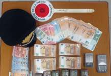 Operazione dei Carabinieri: 32enne arrestato con oltre un chilo di hashish, cocaina e quasi 27mila euro in contanti