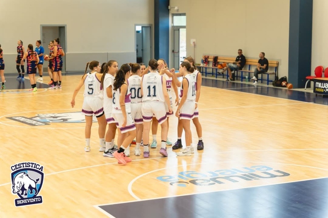 la yolo torna in campo sabato sfida a bari impegno ostico fuoricasa per le cinghialesse