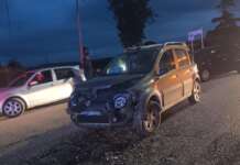 Incidente frontale alle porte della città, due feriti