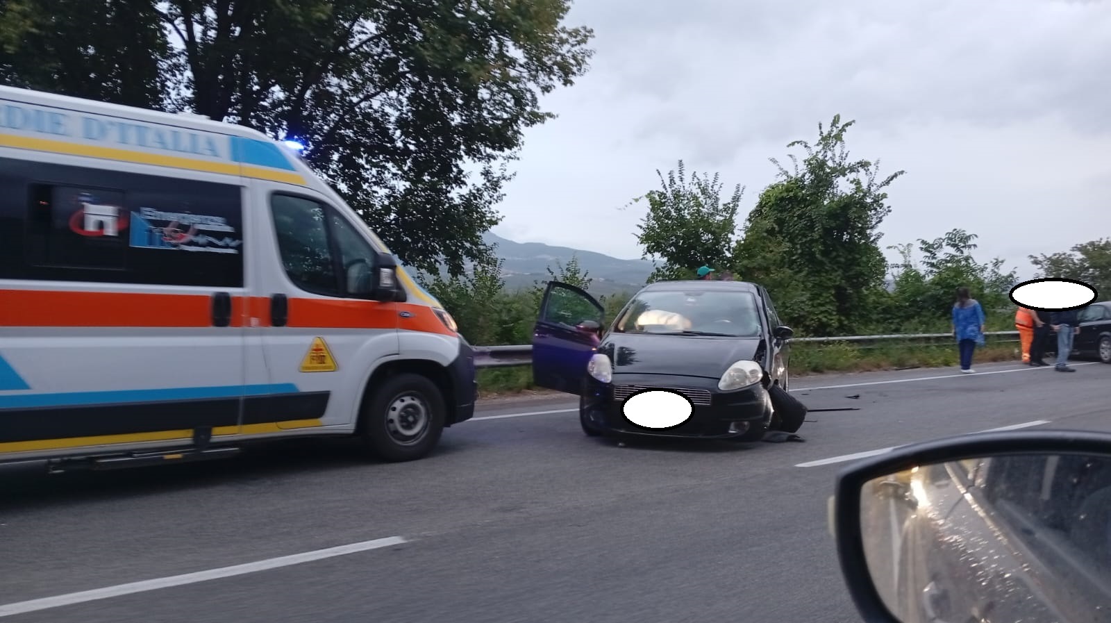 Incidente lungo la Telesina: tre auto coinvolte