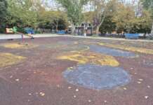 Soccavo Pianura, fondi da manutenzione strade a giostre parco: rissa sfiorata in consiglio