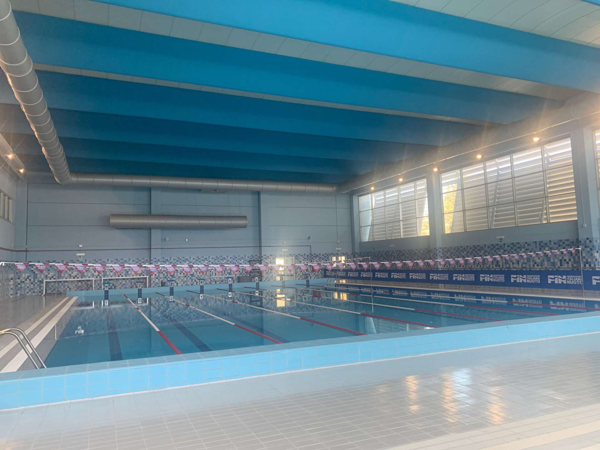 l8217inclusione in vasca al via le attivit224 di terapia acquatica presso la piscina di acerra