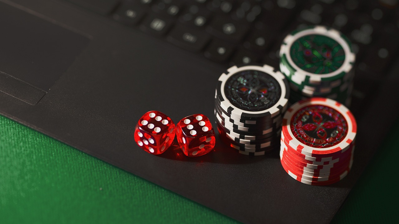 Gioco online, i dati del Conto riassuntivo del Tesoro: le entrate hanno superato i 2 miliardi di euro tra gennaio e aprile 2025