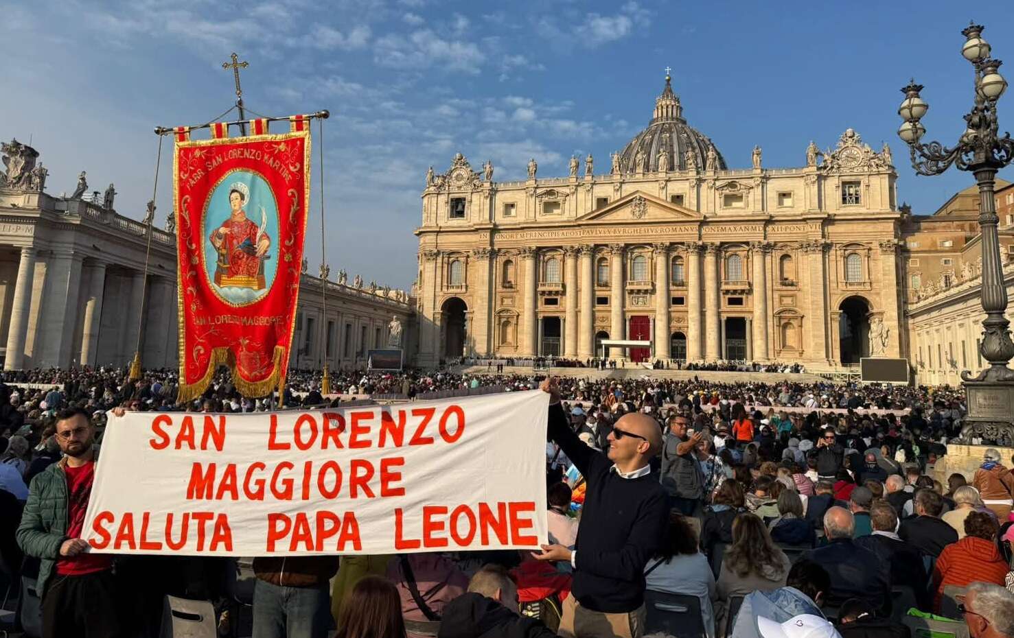 la statua di san lorenzo martire arriva in vaticano per la benedizione papa leone