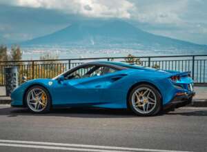 Napoli capitale nazionale dei motori: domenica 12 ottobre supercar sul Lungomare