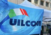 Tim conferisce Telecontact in newco, Uilcom: “A Napoli a rischio 303 posti”