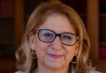 Regionali, il M5S presenta i suoi candidati a Salerno con il candidato presidente Fico