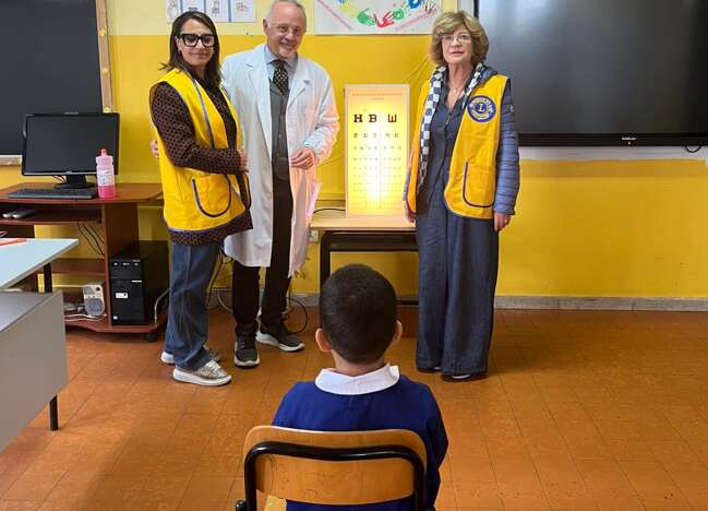 Benevento, visita oculistica per i bambini delle scuole ‘Pellico’ e ‘San Modesto’ Benevento, visita oculistica per i bambini delle scuole ‘Pellico’ e ‘San Modesto’