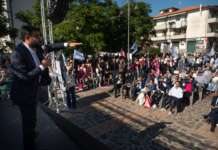 Il territorio abbraccia Volpe: oltre mille persone per la ‘rivoluzione gentile”