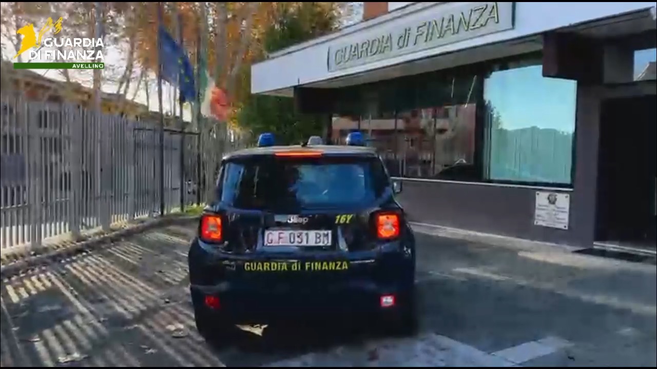 False pratiche sui bonus edilizi, un arresto e sequestri ad Avellino