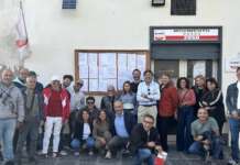 Il Movimento 5 Stelle Acerra inaugura una bacheca di poesie e una casetta del libro