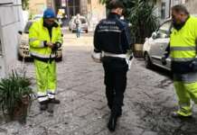 Ripristino della legalità nella II Municipalità: rimozione di dissuasori e arredi abusivi