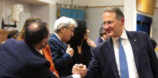 Cirielli “promuove” Fico, l’endorsement del viceministro che spiazza il centrodestra
