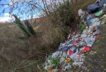 FOTO/ Rifiuti, non solo la Montagna, abbandoni anche a Valle