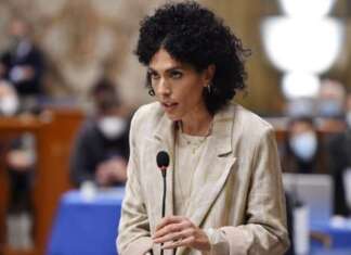 Incendio ad Airola, l’assessora Pecoraro: “Attendiamo le analisi, priorità alla sicurezza dei cittadini”