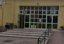Topi a scuola, le mamme taggano il sindaco con foto e post. L’intervento è immediato