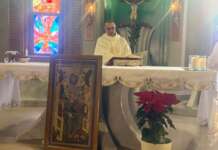 “Tutti uguali oltre le ipocrisie dell’umanità”: la Candelora di Don Vitaliano