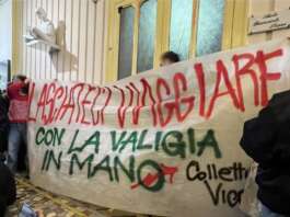 Viaggi di istruzione, protesta al Liceo Vico: botta e risposta studenti-preside