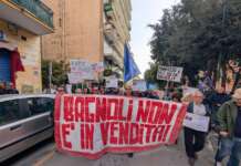 FOTO/ Scontri a Bagnoli per l’America’s Cup: poliziotto ferito