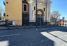 Napoli, Sos dal Comitato Portosalvo: “Chiesa di grande richiamo, ma pericolo senza strisce pedonali”