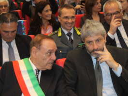 Mastella: “A scuola dal primo ottobre come ai miei tempi, Fico ci pensi”