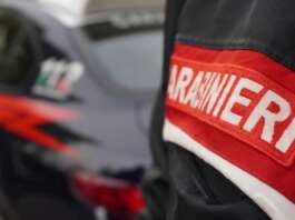Gragnano, picchia la nonna e trascina la madre per i capelli: arrestato 30enne Carabinieri