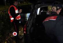 Giovane ferito con un fendente alla gamba durante tentativo rapina
