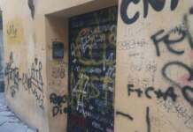 FOTO/ Centro Storico sfregiato dai graffiti: “Serve rispetto per Benevento e per tutti i quartieri”
