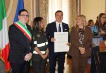 Un vita a servizio dei Vigili del Fuoco: onorificenza a Rino Iandolo