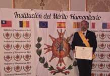 Giovanni Carolla riceve a Barcellona la Gran Croce al Merito Umanitario