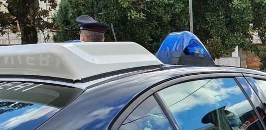 Truffe agli anziani in tutta Italia, sgominata rete con base in Campania: 8 arresti Carabinieri