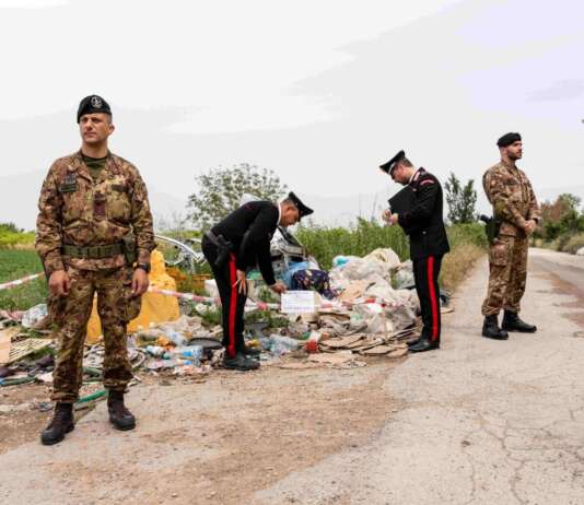 Pozzuoli, sequestrata una discarica di 15mila metri quadri