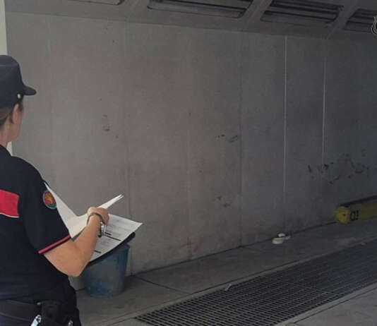 Officina senza autorizzazioni alle emissioni: scatta la denuncia