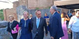 FOTOGALLERY/ Cinquant’anni di Clemente Mastella in politica: “Uomo di provincia, profondamente legato alla sua terra”