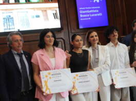 Borse di studio “Carlo Mazzone Global Teacher Prize”, premiati dieci studenti campani alla “Bosco Lucarelli”