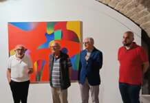 “Trame e Geometrie della Materia”, la mostra di Baldino al Museo Arcos