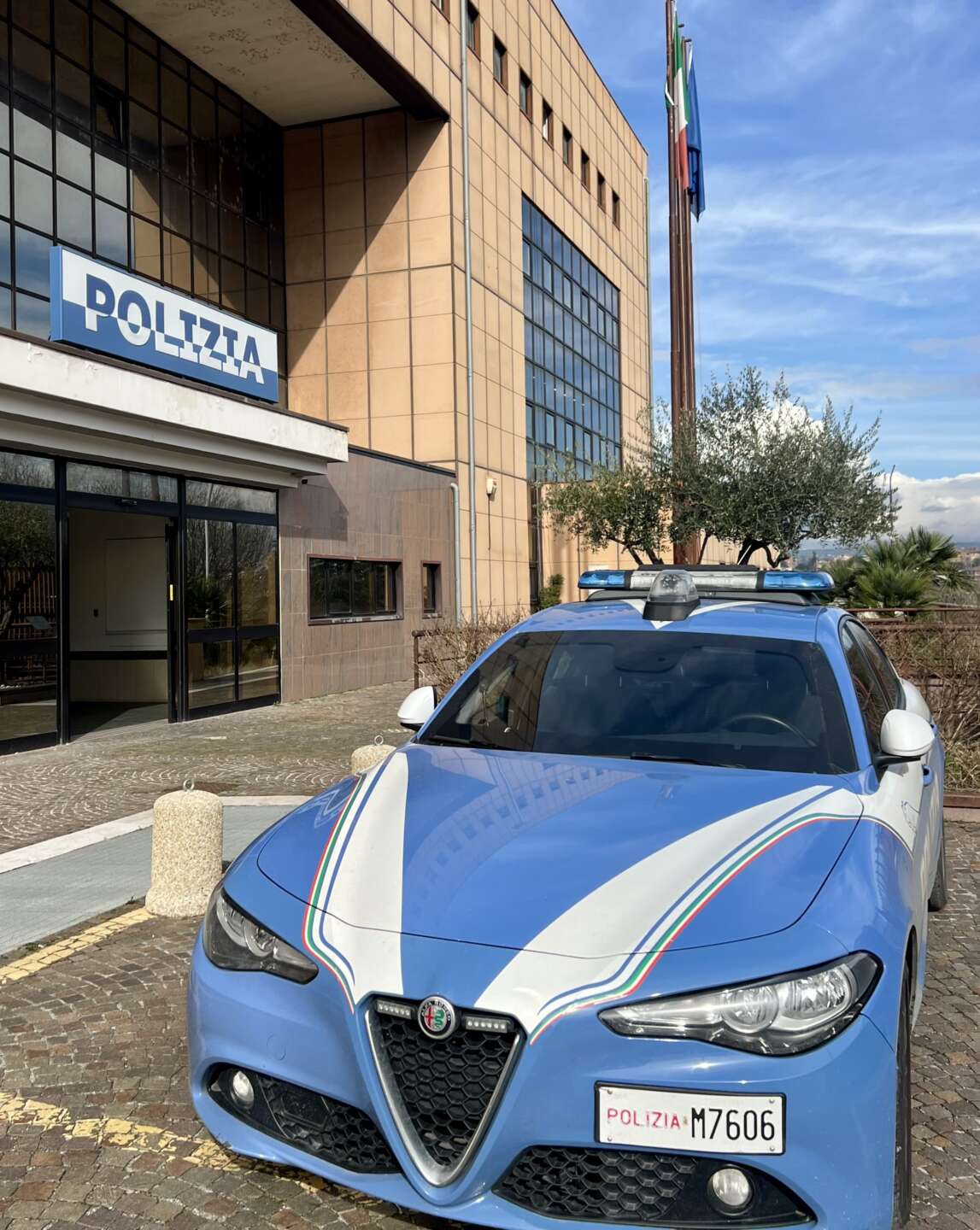 ai domiciliari ma continuava a spacciare arrestata una 40enne da Anteprima24.it ai domiciliari ma continuava a spacciare arrestata una 40enne