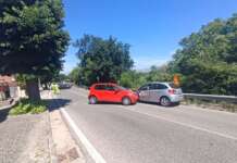 FOTO/ Violento scontro sull’Appia: tre feriti, paura per un bambino a bordo
