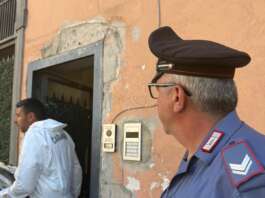 Boscotrecase, uomo ucciso a colpi d’arma da fuoco in casa: indagano i carabinieri