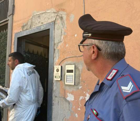 Boscotrecase, uomo ucciso a colpi d’arma da fuoco in casa: indagano i carabinieri