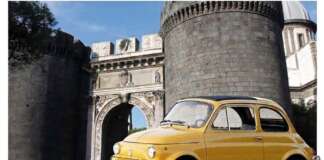 Raduno di Fiat 500 d’epoca a Porta Capuana, il coordinamento: “Questo quartiere rinascerà”