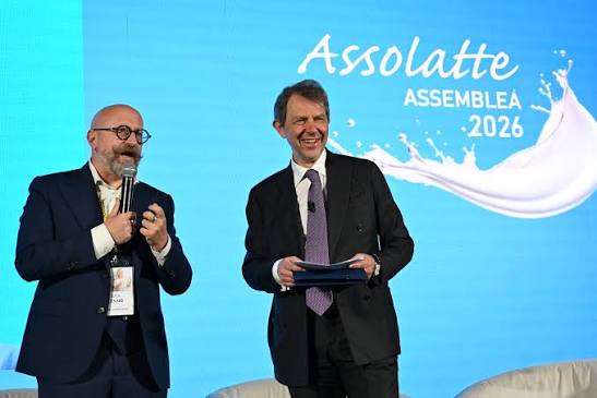 un campano nel consiglio di assolatte riconoscimento prestigioso per il sud che produce da Anteprima24.it un campano nel consiglio di assolatte riconoscimento prestigioso per il sud che produce