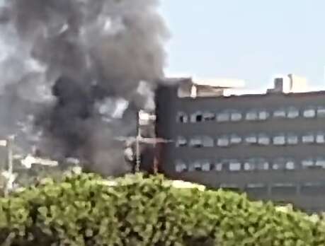 Fiamme all’ospedale del Mare di Napoli, evacuati alcuni reparti